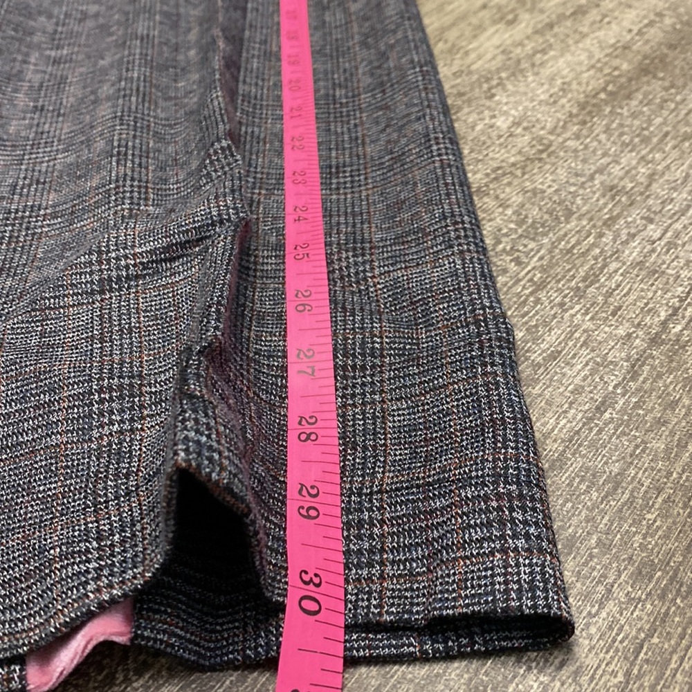 Stylish Gray and Pink Women's Pantsuit - Picture 12 of 14